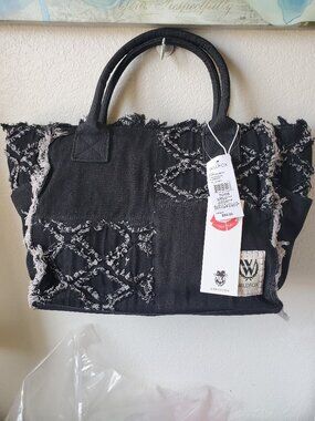 Wildfox Tote With pockets